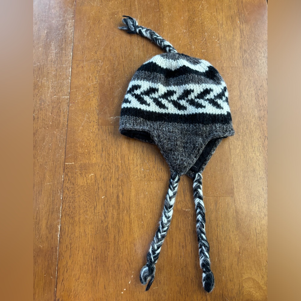 100 % Wool Knit Hat